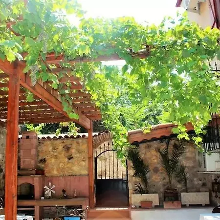 Guest house Kispet Marti Boutique *