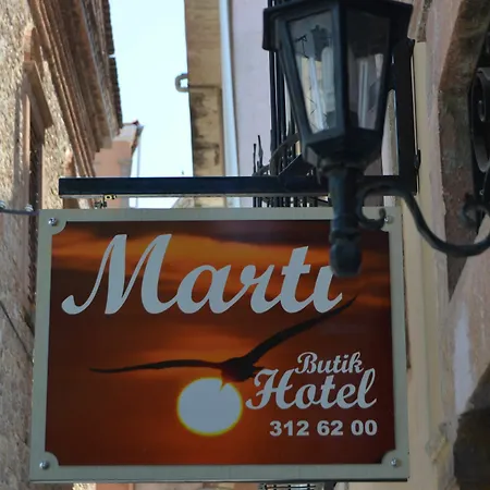 Kispet Marti Boutique